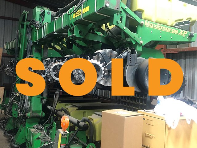 John Deere 12 Row 30 1720 Planter