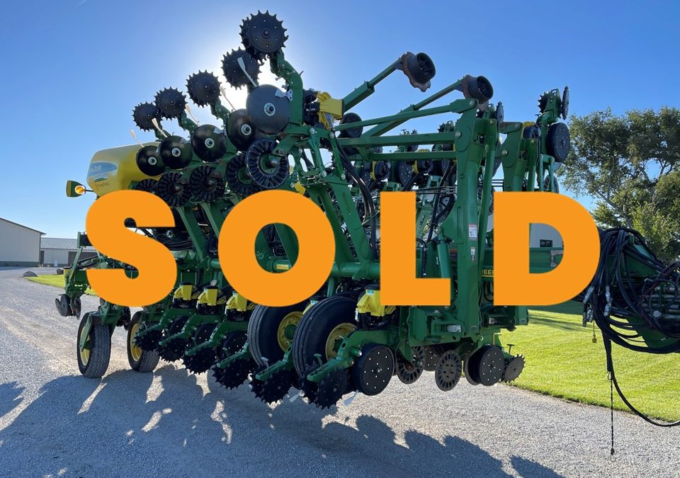 2012 John Deere 1790 16/32 Row 30″-15″